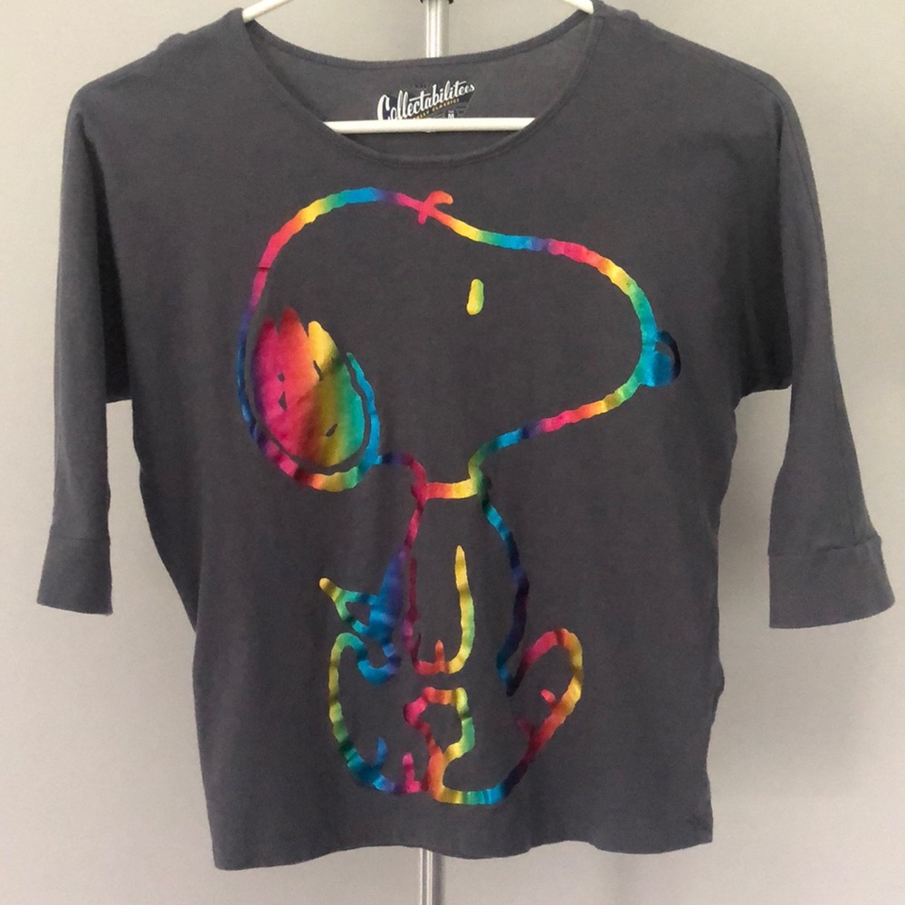 Old Navy Collectables Totally Classics Metallic Rainbow Snoopy Top Size Medium